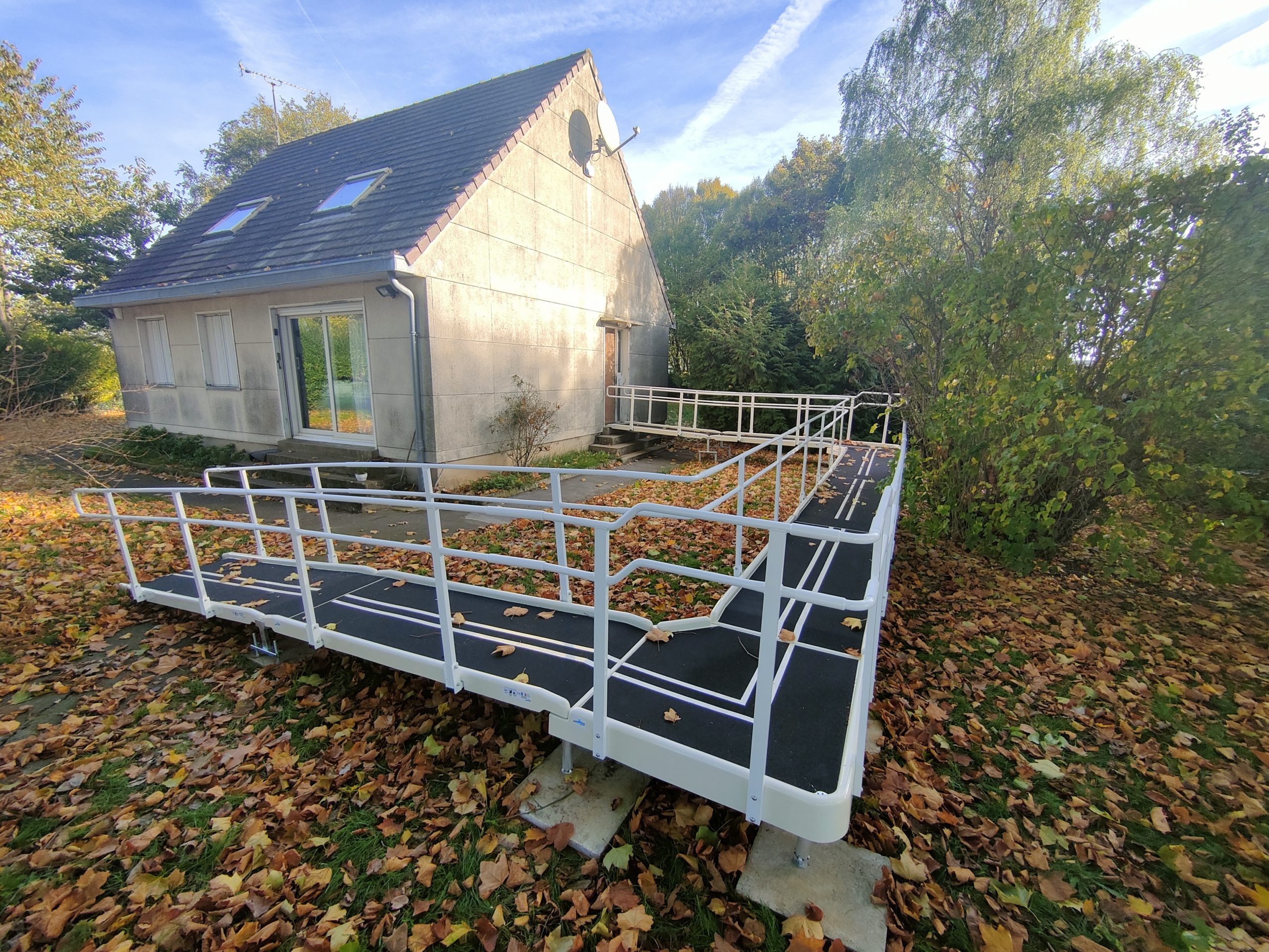 ERP et accessibilité : comprendre les dérogations en matière de rampes d’accès