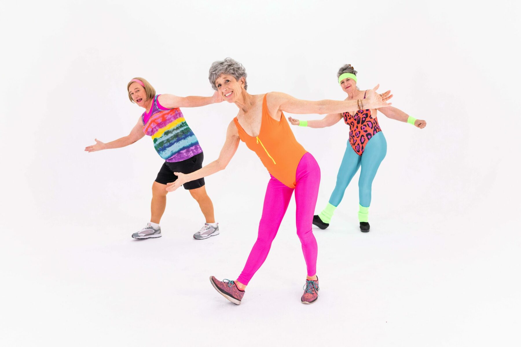 Femmes séniors qui font du sport.